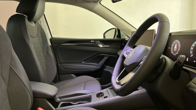 Volkswagen Tiguan 1.5 eTSI Match 5dr DSG Petrol Estate - Image 15